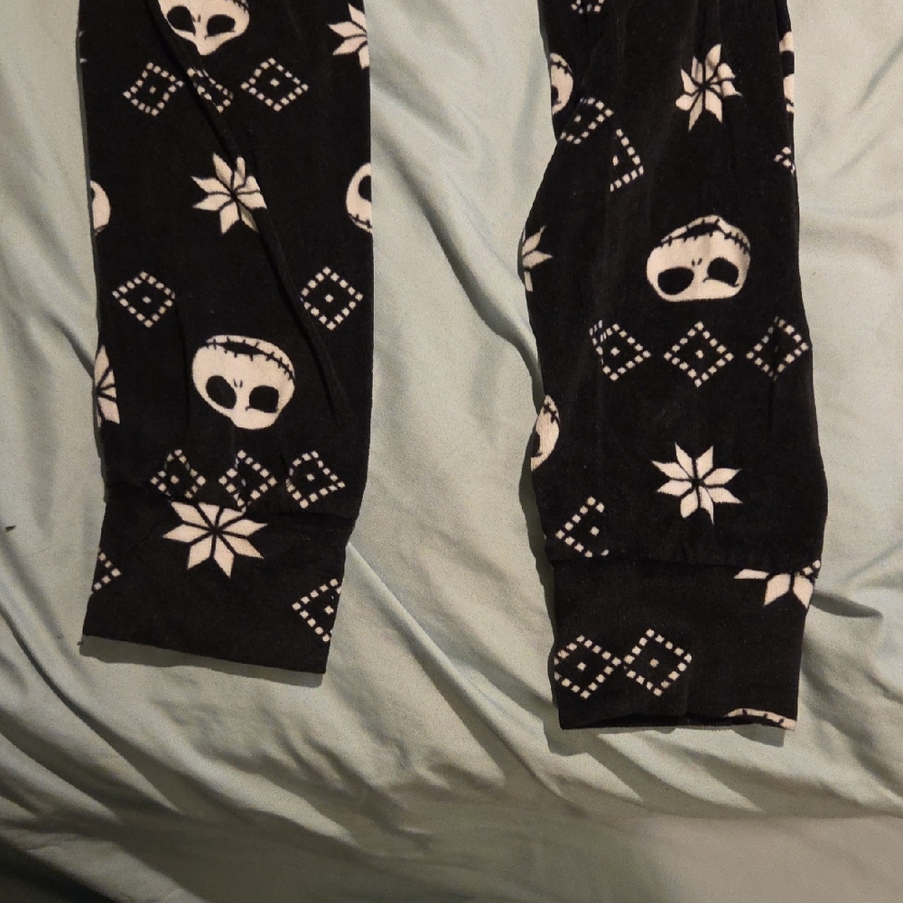 Disney The Nightmare BeforeChristmas - Picture 2 of 5